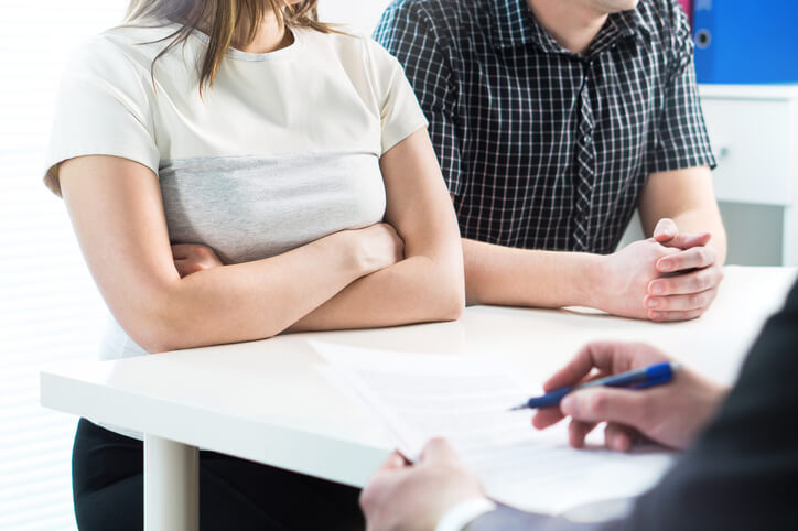 Divorcing couple in a meeting